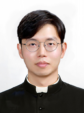 정택진 베드로 신부님.jpg