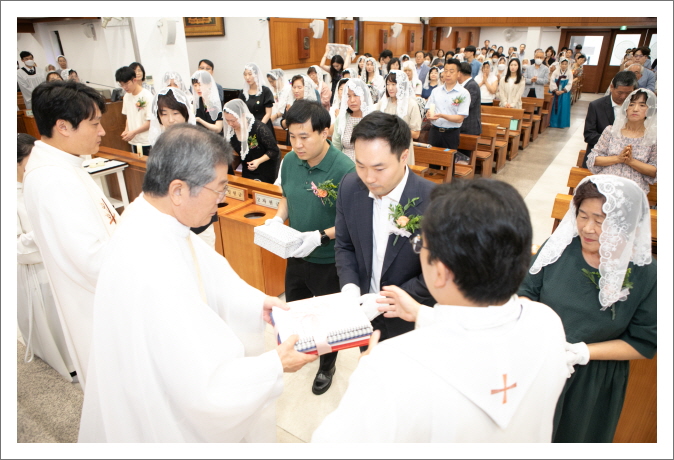 [꾸미기]2023 08 15 세례식-9074.jpg