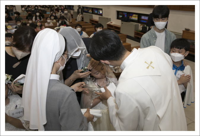 [꾸미기]20220618 첫영성체-7775.jpg