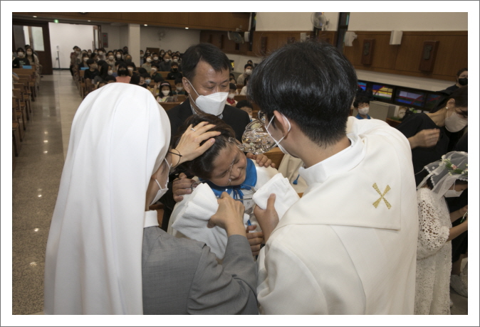 [꾸미기]20220618 첫영성체-7785.jpg