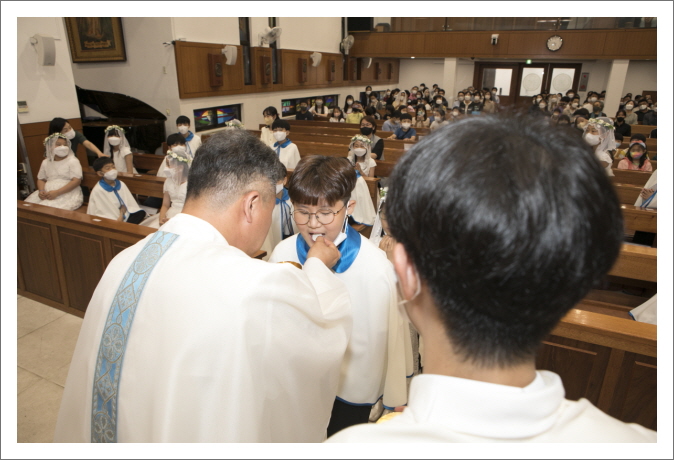 [꾸미기]20220618 첫영성체-7913.jpg