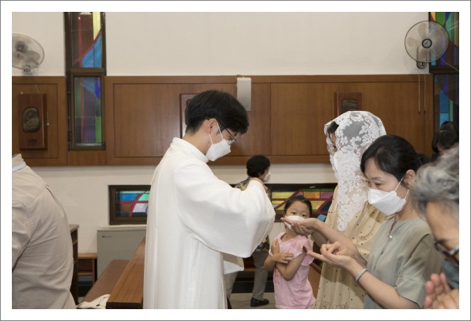 [꾸미기]20220618 첫영성체-7961.jpg