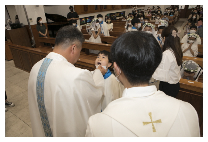 [꾸미기]20220618 첫영성체-7935.jpg