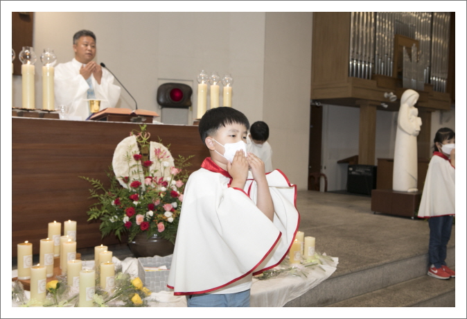 [꾸미기]20220618 첫영성체-7899.jpg