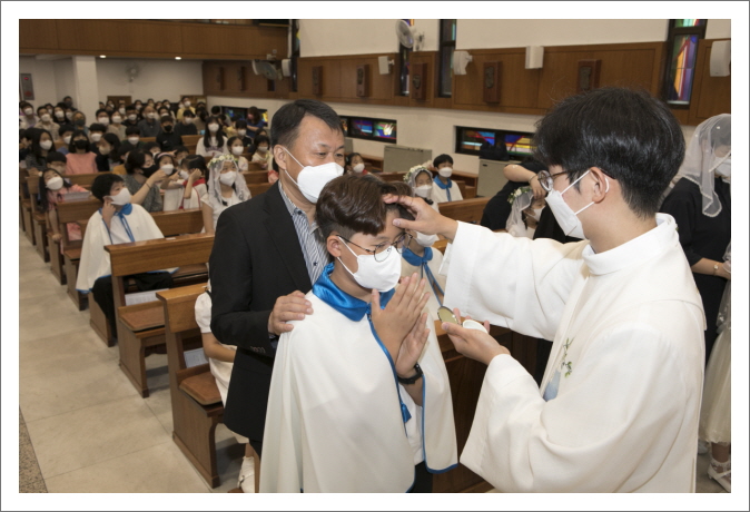 [꾸미기]20220618 첫영성체-7804.jpg