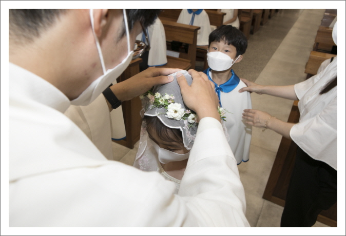 [꾸미기]20220618 첫영성체-7870.jpg