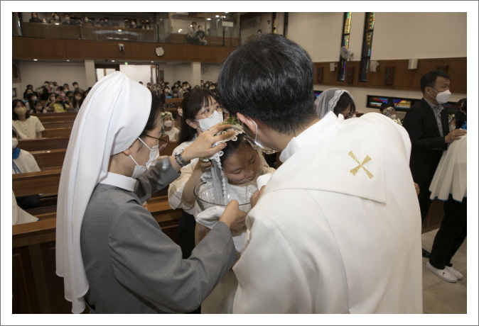 [꾸미기]20220618 첫영성체-7792.jpg