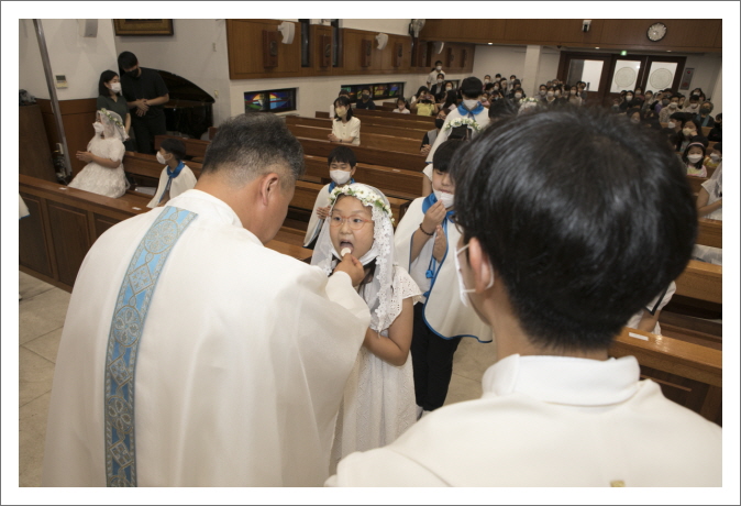 [꾸미기]20220618 첫영성체-7945.jpg