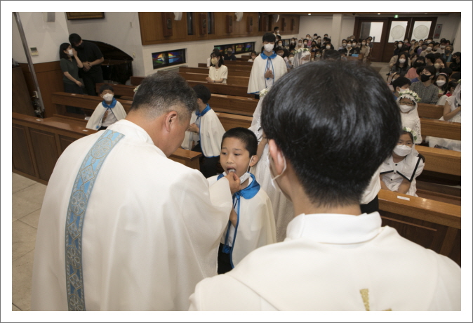 [꾸미기]20220618 첫영성체-7944.jpg