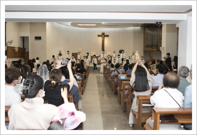 [꾸미기]20220618 첫영성체-7978.jpg
