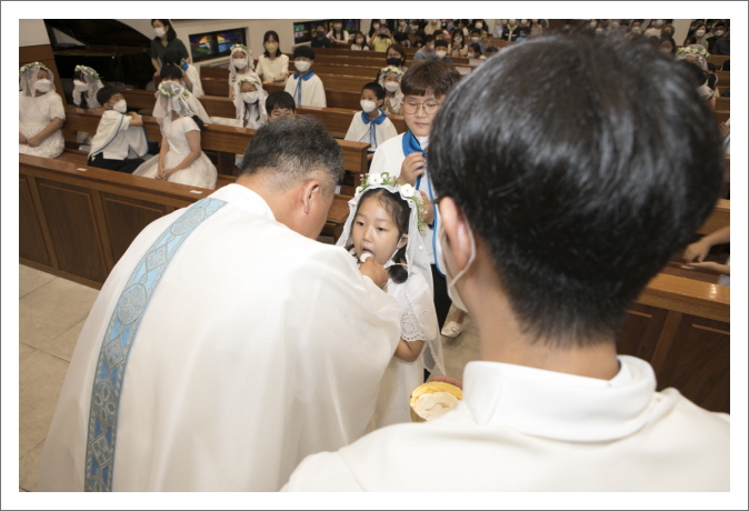 [꾸미기]20220618 첫영성체-7911.jpg