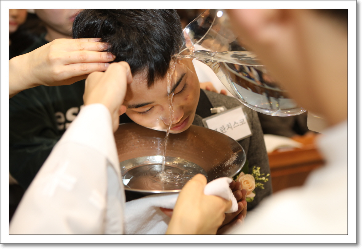 F2019 12 08 영세식-0557.jpg