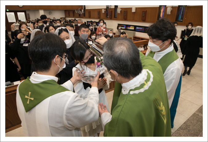 [꾸미기]2022 11 13 세례식 -3982.jpg