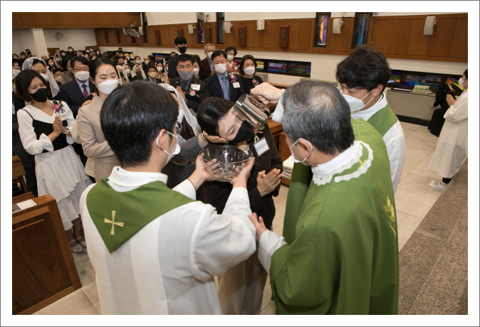 [꾸미기]2022 11 13 세례식 -3976.jpg
