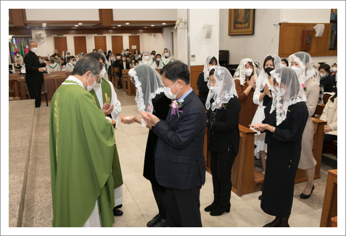 [꾸미기]2022 11 13 세례식 -4079.jpg