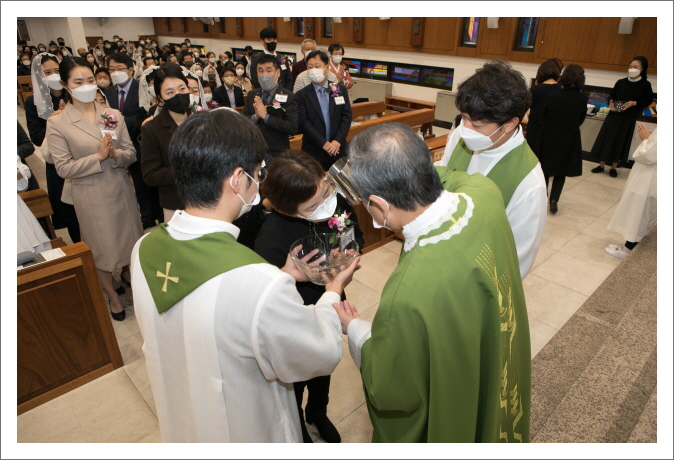 [꾸미기]2022 11 13 세례식 -3973.jpg