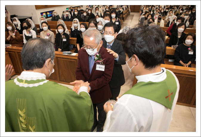 [꾸미기]2022 11 13 세례식 -3963.jpg