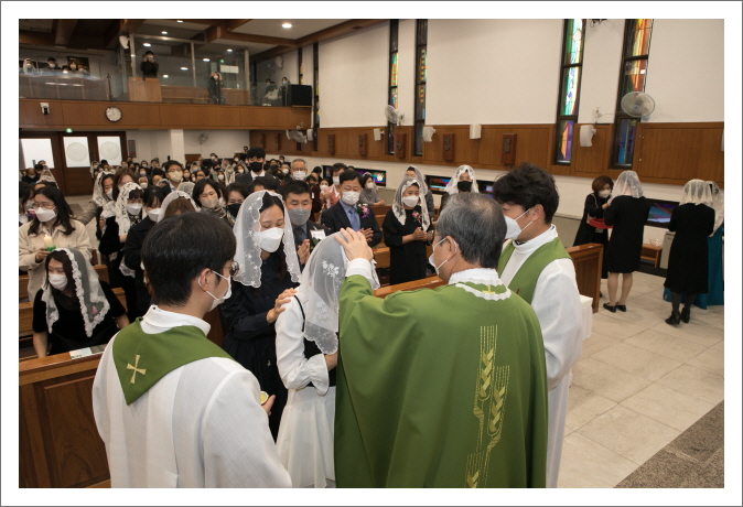 [꾸미기]2022 11 13 세례식 -4028.jpg