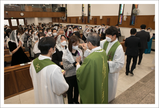 [꾸미기]2022 11 13 세례식 -4045.jpg