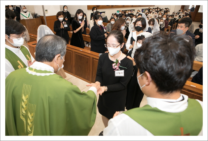 [꾸미기]2022 11 13 세례식 -3953.jpg