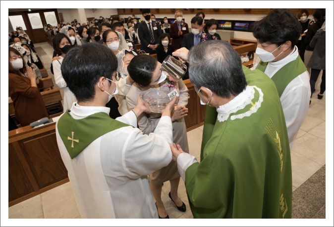 [꾸미기]2022 11 13 세례식 -3977.jpg