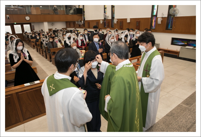 [꾸미기]2022 11 13 세례식 -4057.jpg