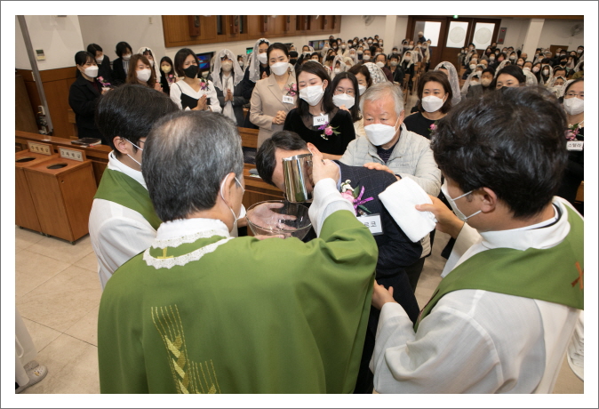 [꾸미기]2022 11 13 세례식 -3969.jpg
