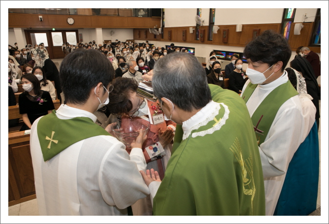 [꾸미기]2022 11 13 세례식 -4003.jpg