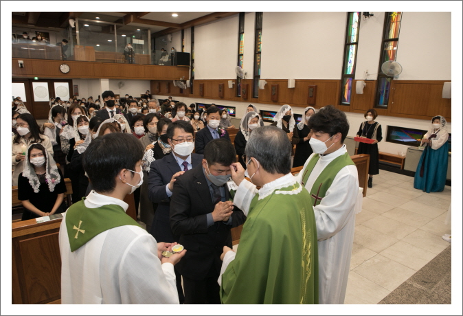 [꾸미기]2022 11 13 세례식 -4029.jpg